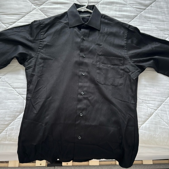 Geoffrey Beene Other - Geoffrey Beene Black Fitted Dress Shirt